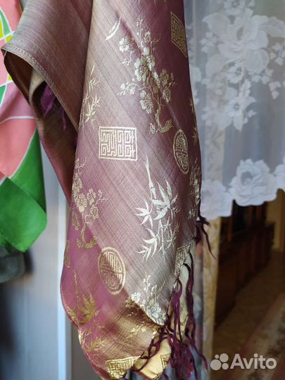 Платки и шарфы шейные