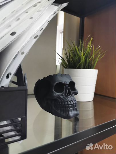 Кашпо Череп чёрный матовый из гипса