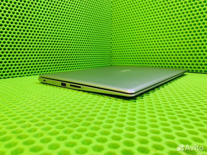 Ноутбук Acer Swift SP113-31-P2QD