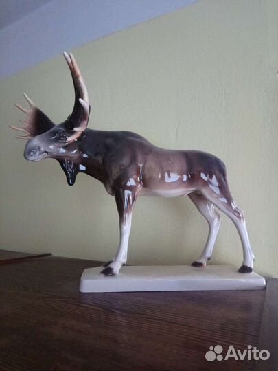 Лось, фарфор