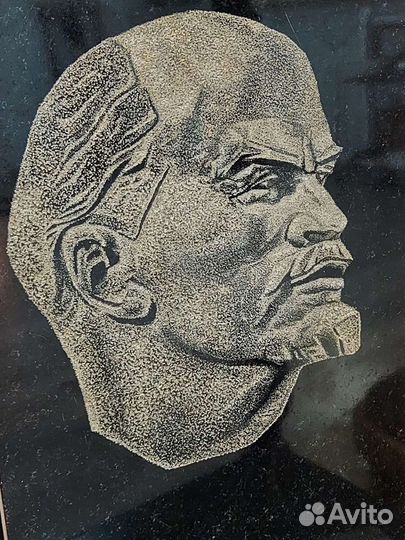 Обелиск. Ленин. Мрамор. Винтаж