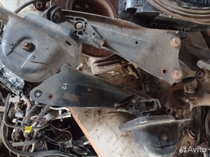 Шкода октавия а5 задний продольный рычаг