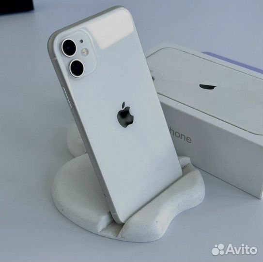 iPhone 11, 128 ГБ