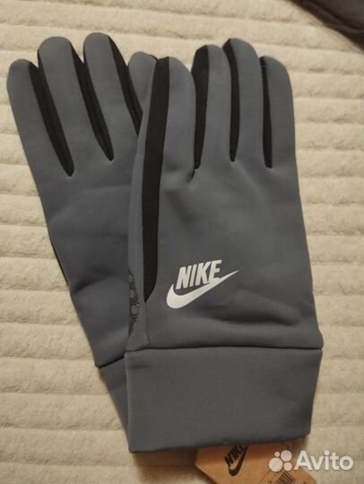 Перчатки на флисе Nike