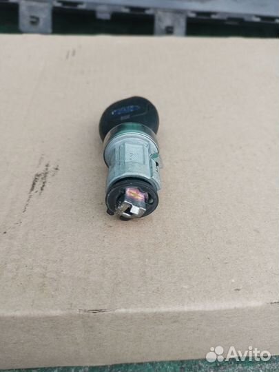 Замок зажигания Ford Mondeo III 2000-2007 г