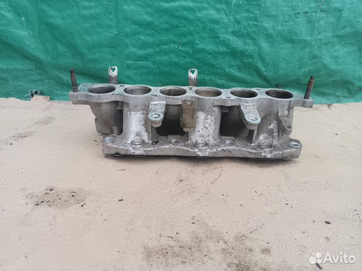 Коллектор впускной Pajero Sport 2010 г