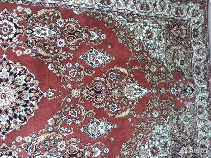 Ковер б/у, размер 2/4, висел на стене