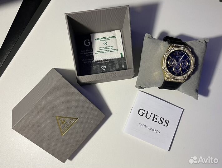 Мужские наручные часы guess