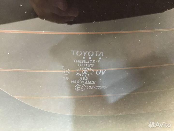 Стекло заднее Toyota Corolla E15 2006-2013
