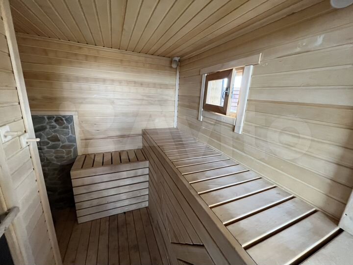 Дом 35 м² на участке 4 сот.