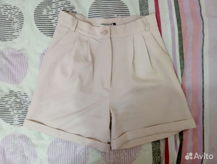 Шорты женские
