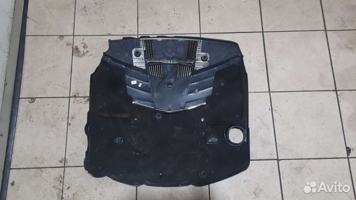 Крышка двигателя mercedes w211 om642