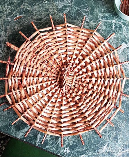 Крышка плетёная от корзины