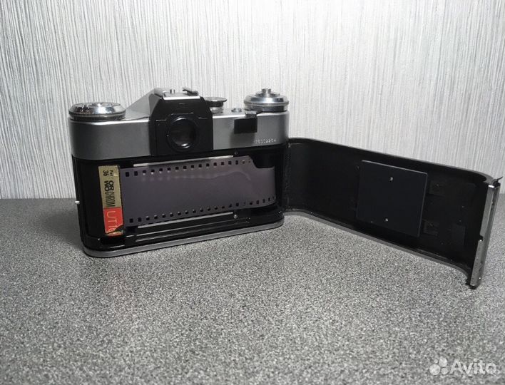 Фотоаппарат Zenit-E. Новый