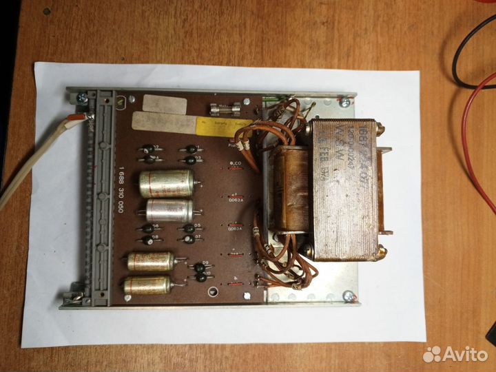 Блок питания для лабораторного оборудования