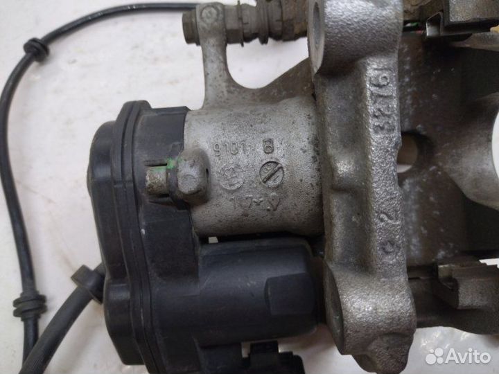 Суппорт задний левый Mercedes-Benz Gl X166 4.7