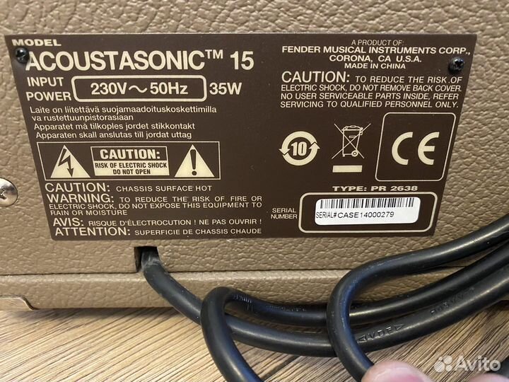 Комбоусилитель fender acoustasonic 15