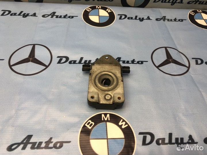 Замок капота передний Bmw 5-Series E39