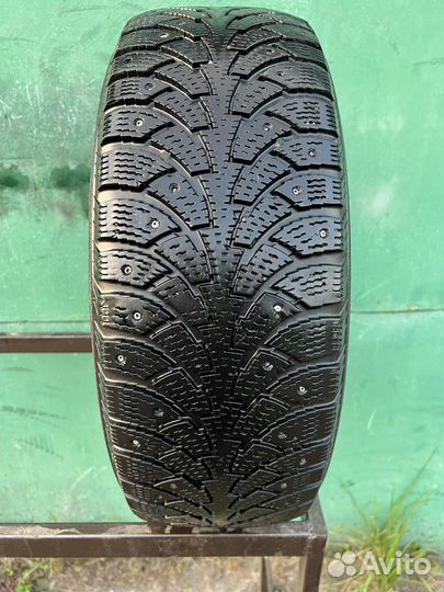 Nokian Tyres Hakkapeliitta 4 195/60 R15 88T