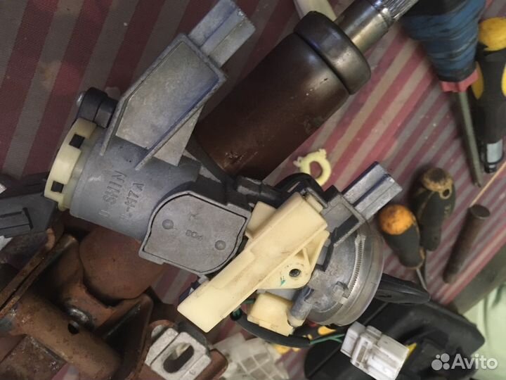 Замок зажигания Митсубиси Лансер Цедия