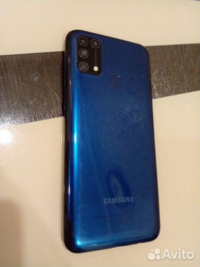 Телефон Samsung galaxy m31