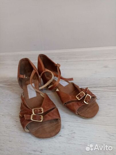 Бальные туфли