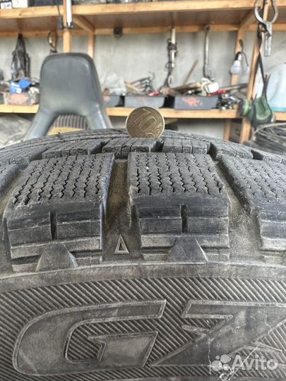 Bridgestone Blizzak Revo GZ 225/55 R17