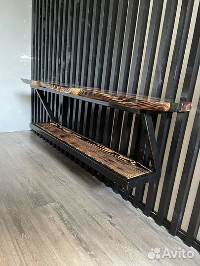 Навесной лофт столик под телевизор