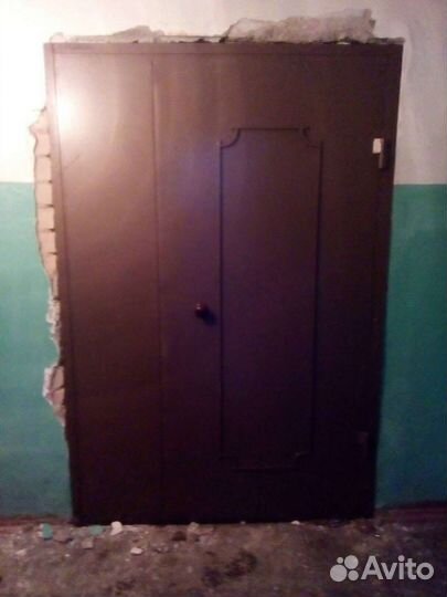 Двери,тамбурные двери, металлические перегородки