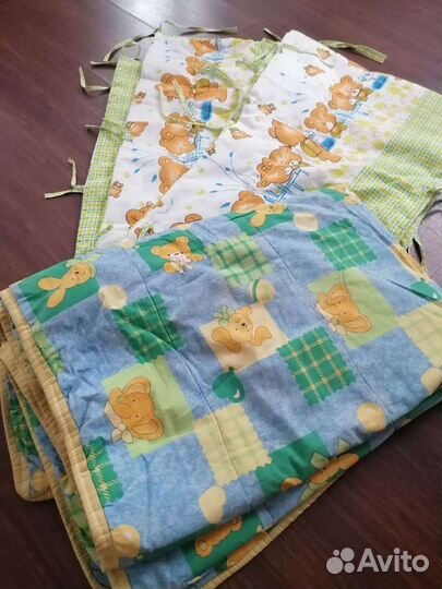 Бортики в кроватку