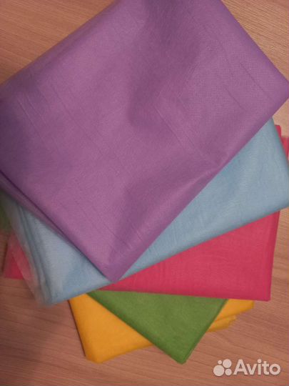 Одноразовые простыни цветные