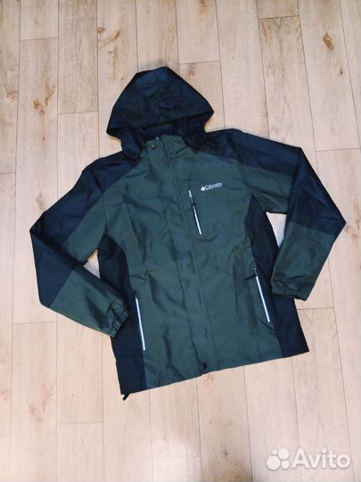Мужская ветровка на тонком подкладе. (Columbia )