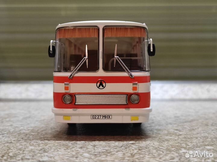 Модель автобуса лаз-699Р 