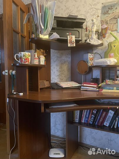 Компьютерный стол