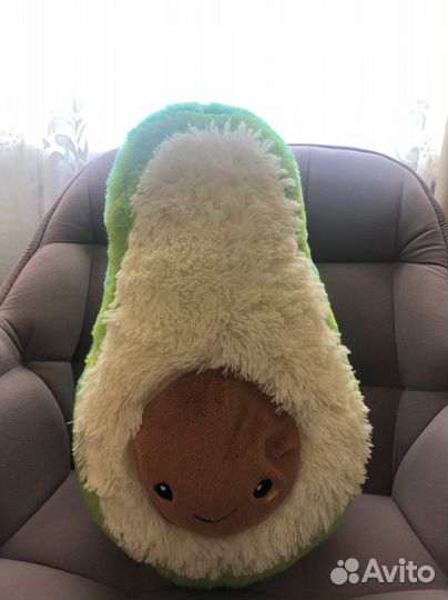 Плюшевый авокадо