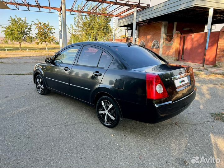 Vortex Estina 2.0 МТ, 2009, 318 000 км