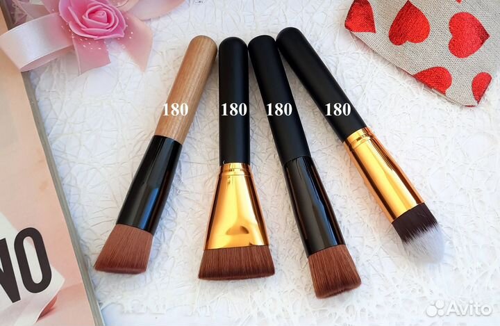 Новые кисти для макияжа (разные)