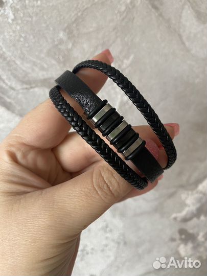 Кожаный браслет