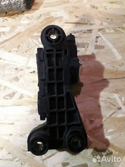 Hyundai Solaris/Kia Rio педаль акселератора(газа)