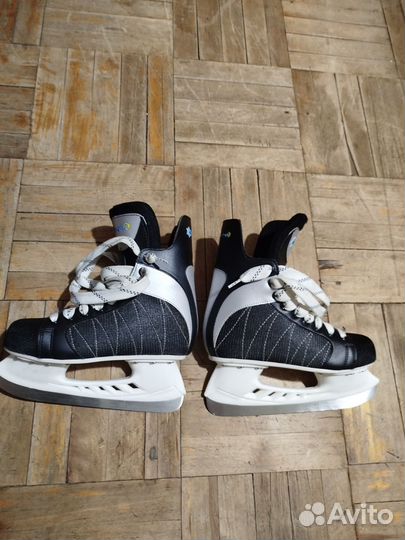 Коньки хоккейные