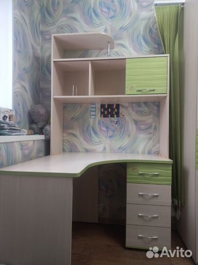 Комплект детской мебели шкаф кровать стол