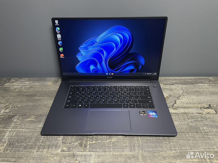 Ноутбук Honor MagicBook X15 Ryzen 5 5500U 16/256