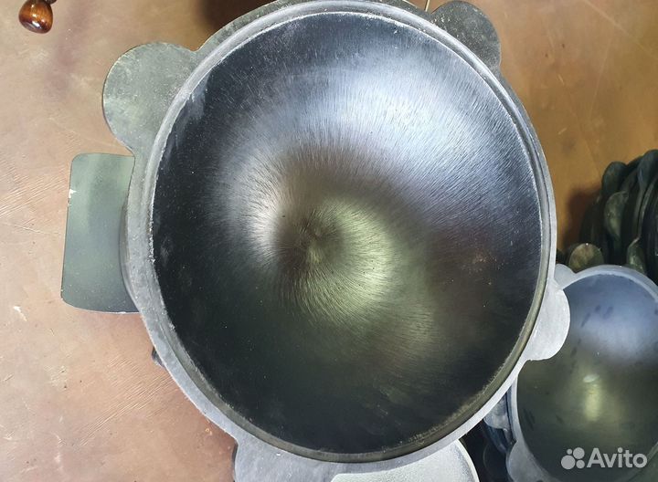 Казан чугунный узбекский