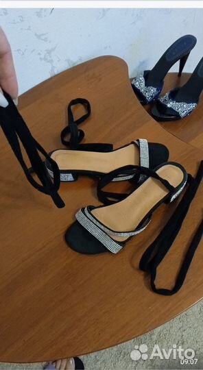 Обувь женская 38 размер пакетом