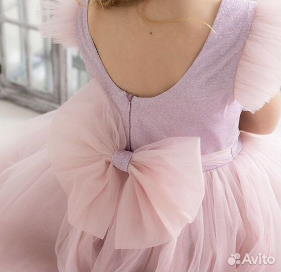 Нарядное платье