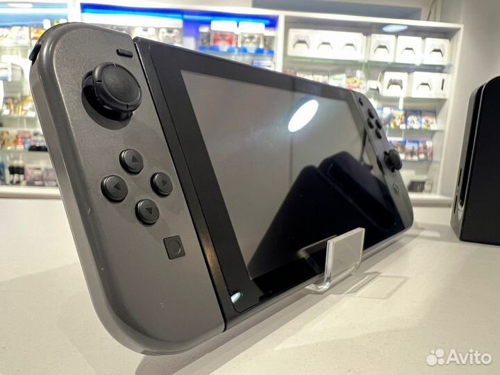 Nintendo Switch V2 прошитый + 64Gb