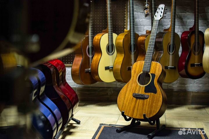 Travel гитара для путешествий Caraya + Аксессуары