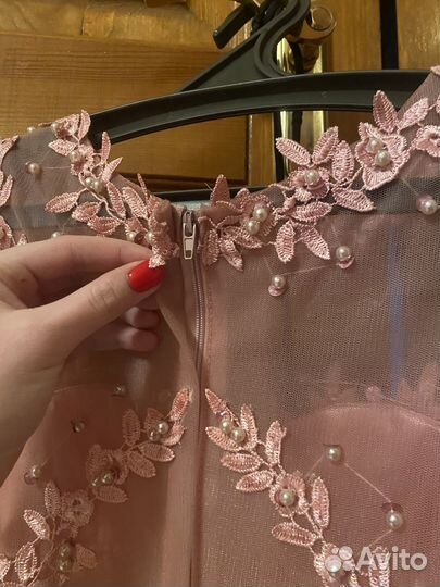 Вечернее платье