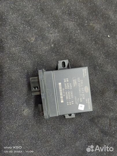 Блок управления светом Land Rover Freelander 2011