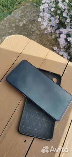 Xiaomi Mi 9, 6/128 ГБ